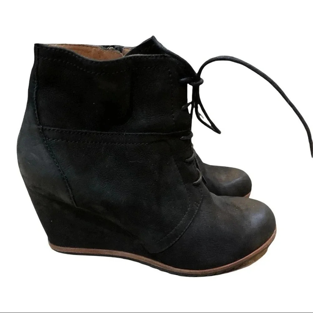 Biala Alyssa black leather bootie size 39